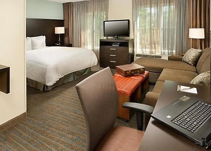 Staybridge By Ihg Hotel