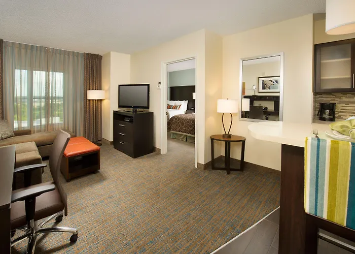 Staybridge By Ihg Hotel 3*