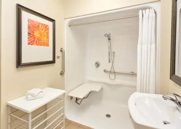 Staybridge By Ihg Lincolnshire