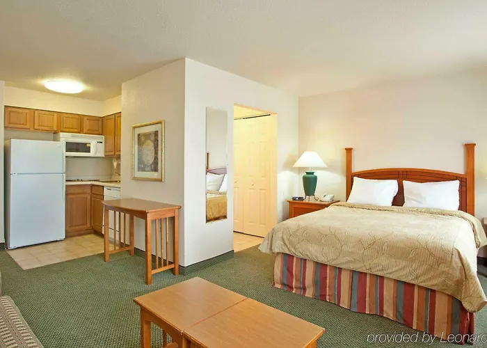 Staybridge By Ihg 3* Lincolnshire