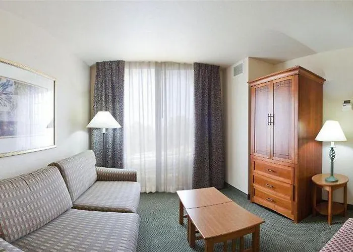 Staybridge By Ihg Hotel 3*